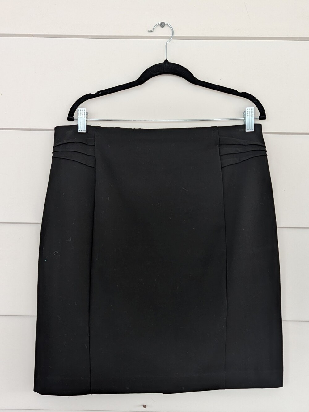 Express Classic Black Pencil Skirt with Waist Pleat Detail, Size 14